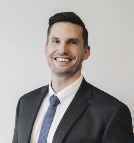 Dr Andrew Freeman img Dermatologists - 3